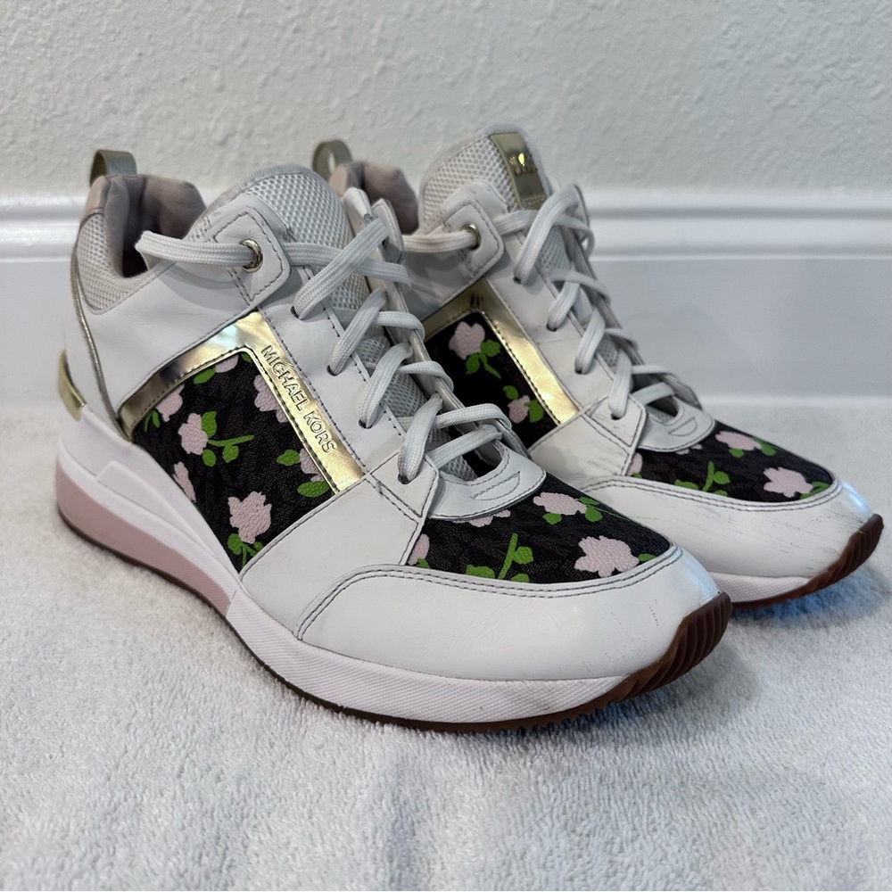 Michael Kors Women's Georgie Trainer Floral Rose Gold Sneakers Pre-owned